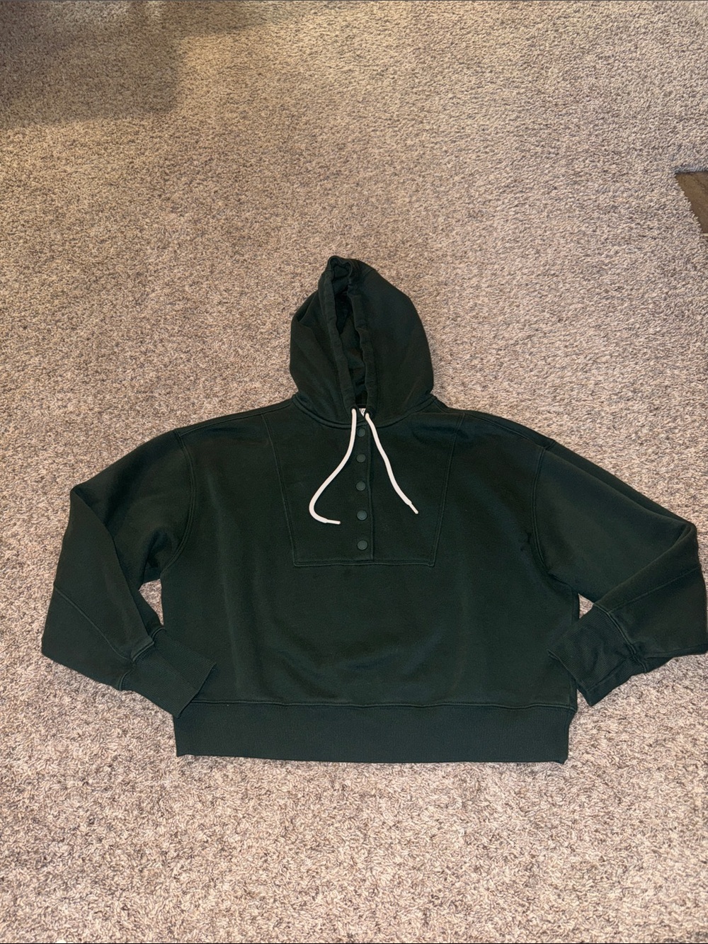 Offline Aerie cropped snap button hoodie